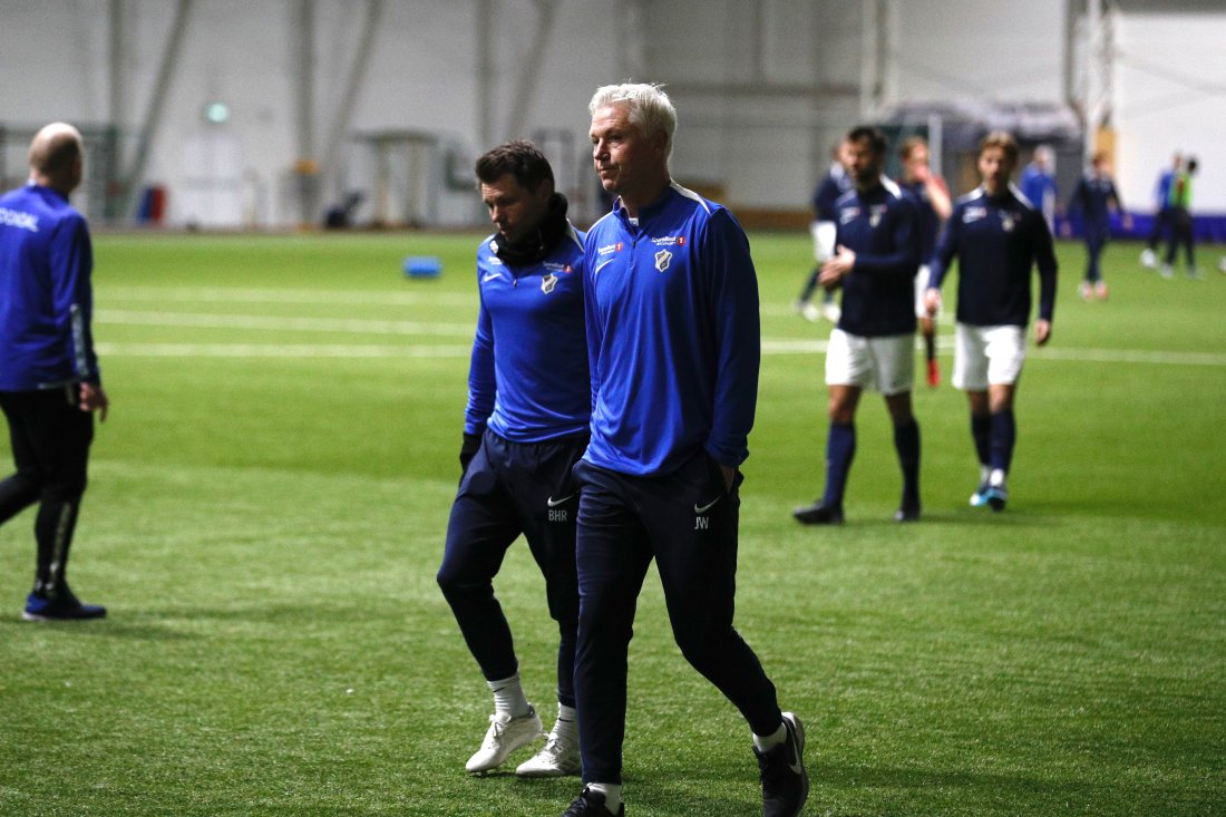 Wålemark og Riise i Valdres Storhall (Foto: Martin Salbu, Sogndal)